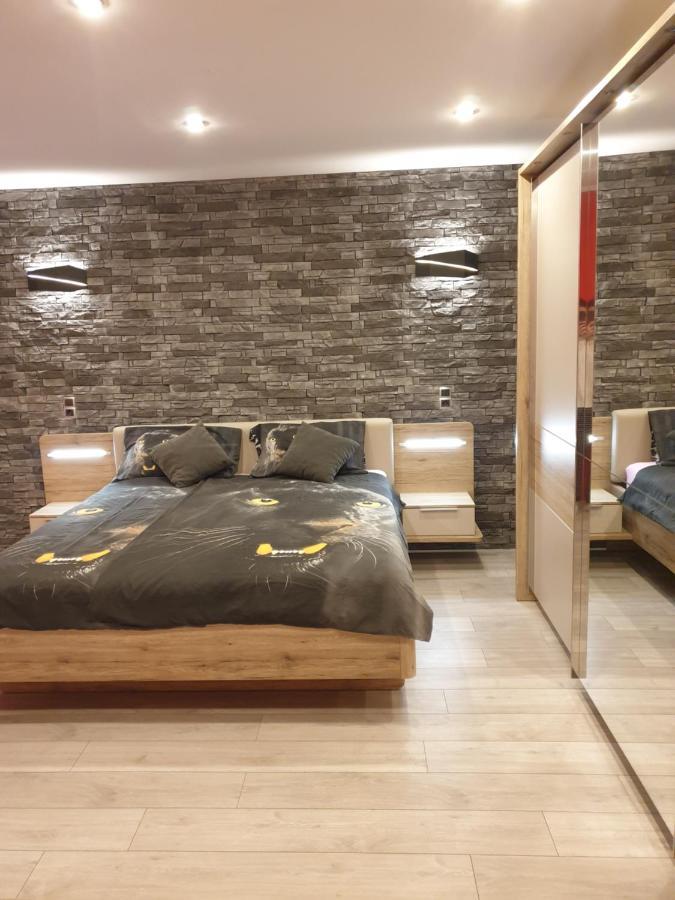 Room Petra In Centertown เซนญ์ ภายนอก รูปภาพ